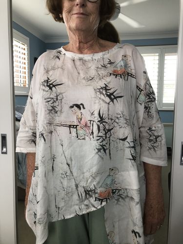 Customer photo review of Plus Size - Vintage Floral O-neck Women Ramie Shirt