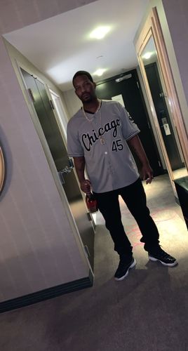 Customer photo review of 2021 Air Jordan 11 “Cool Grey”