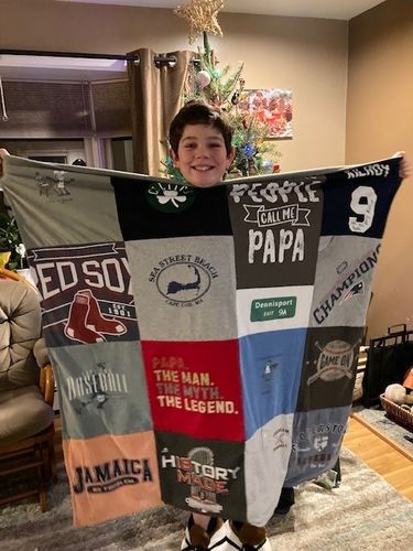 Customer photo review of Classic T-Shirt Blanket