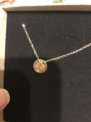 Customer photo review of Gold Dipped Lineart Love Halskette