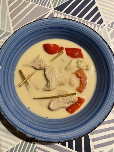 Customer photo review of Tom Kha Sparpackung (für 3-4 Portionen) mit 400ml Kokosmilch