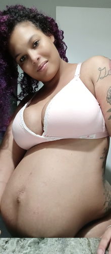 Customer photo review of Momma's Comfy Maternity Bra🤱