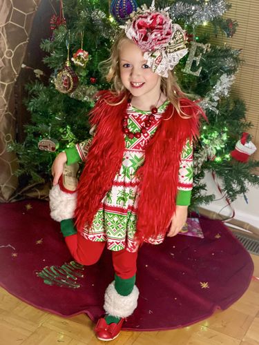 Customer photo review of [Red] Faux Fur Vest