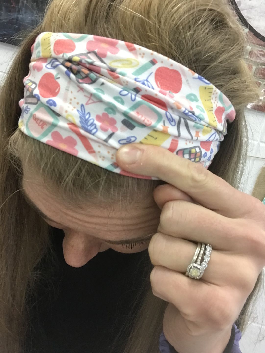 Customer photo review of RECESS - 4'' Headband
