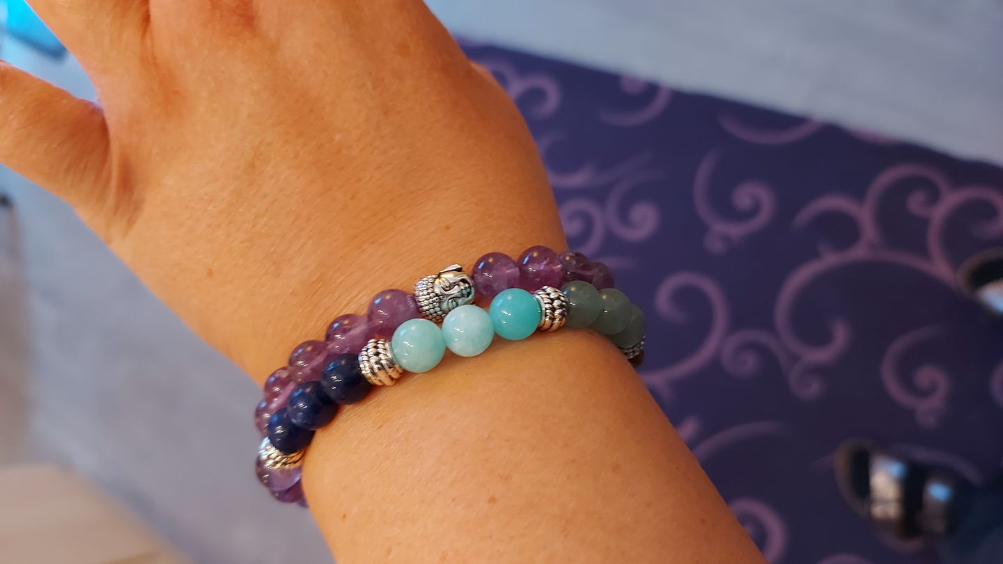 Customer photo review of CHAKRA Armband 7 Steine