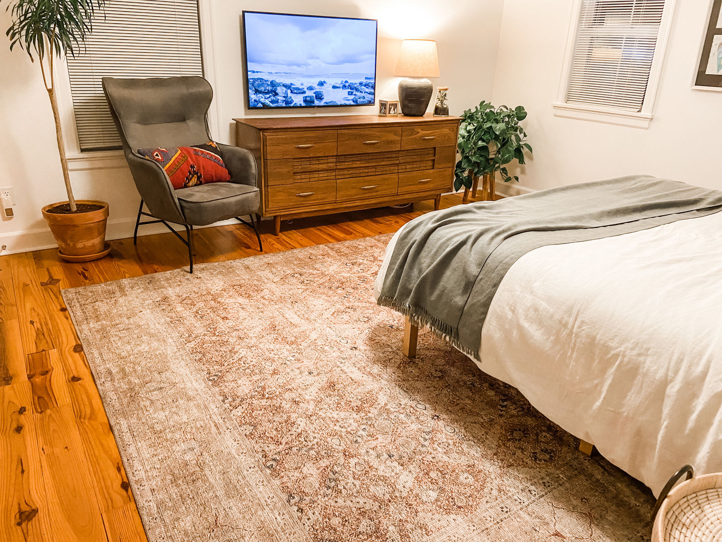 Customer photo review of Distressed Vintage Levent Area Rug