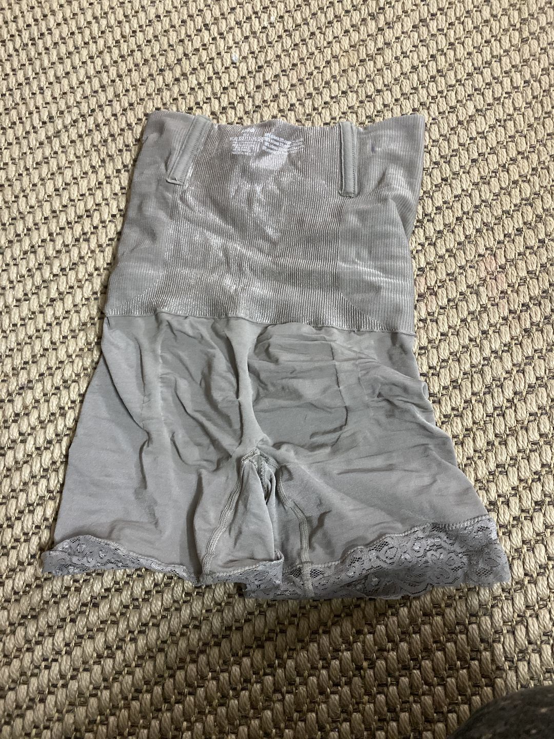 Customer photo review of Shades Double Waist Sculpting Short