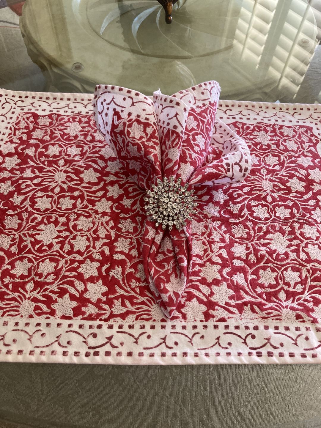 Customer photo review of Bold & Beautiful Jeweled Napkin Rings / Silver / 2"x2" / Set of 4