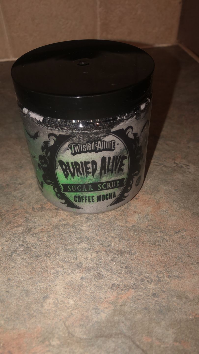 Customer photo review of Buried Alive Sugar Scrub