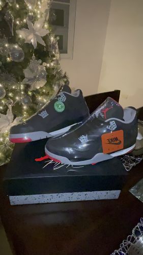 Air Jordan 4 Retro 'Bred' – UrbaModa