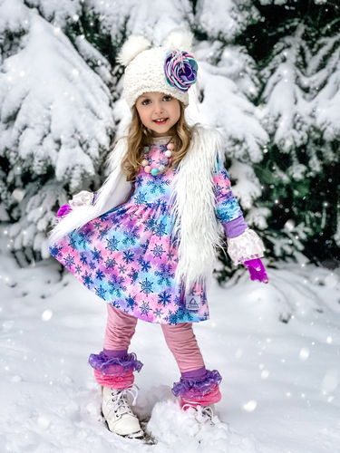Customer photo review of [White] Faux Fur Vest