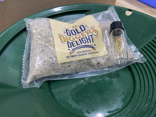 Customer photo review of *BOGO* Gold Diggers Delight '10 TROY OUNCE GOLD HUNT' - Gold Paydirt Panning Concentrates