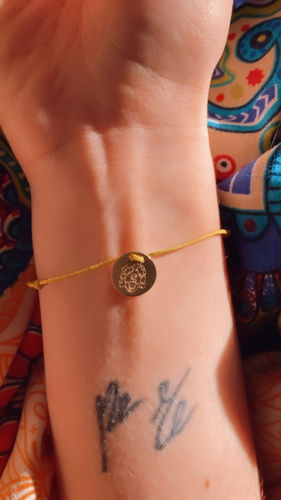 Customer photo review of 14 Karat Lineart Freundschaftarmband