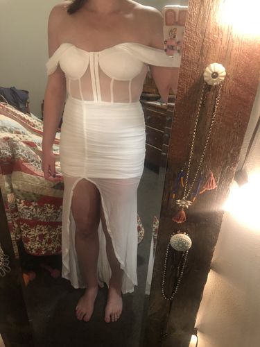 H. C. review of Alexis Dress image 1 out of 1