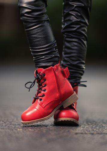 Customer photo review of [Red Shimmer] Boots