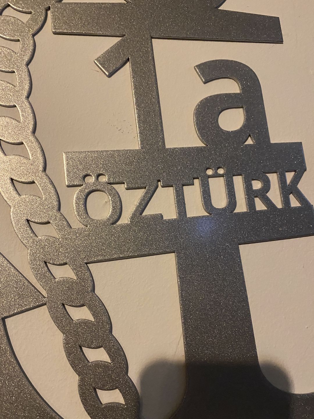 Customer photo review of Anker-Hausnummer mit Ankerkette (personalisierbar)