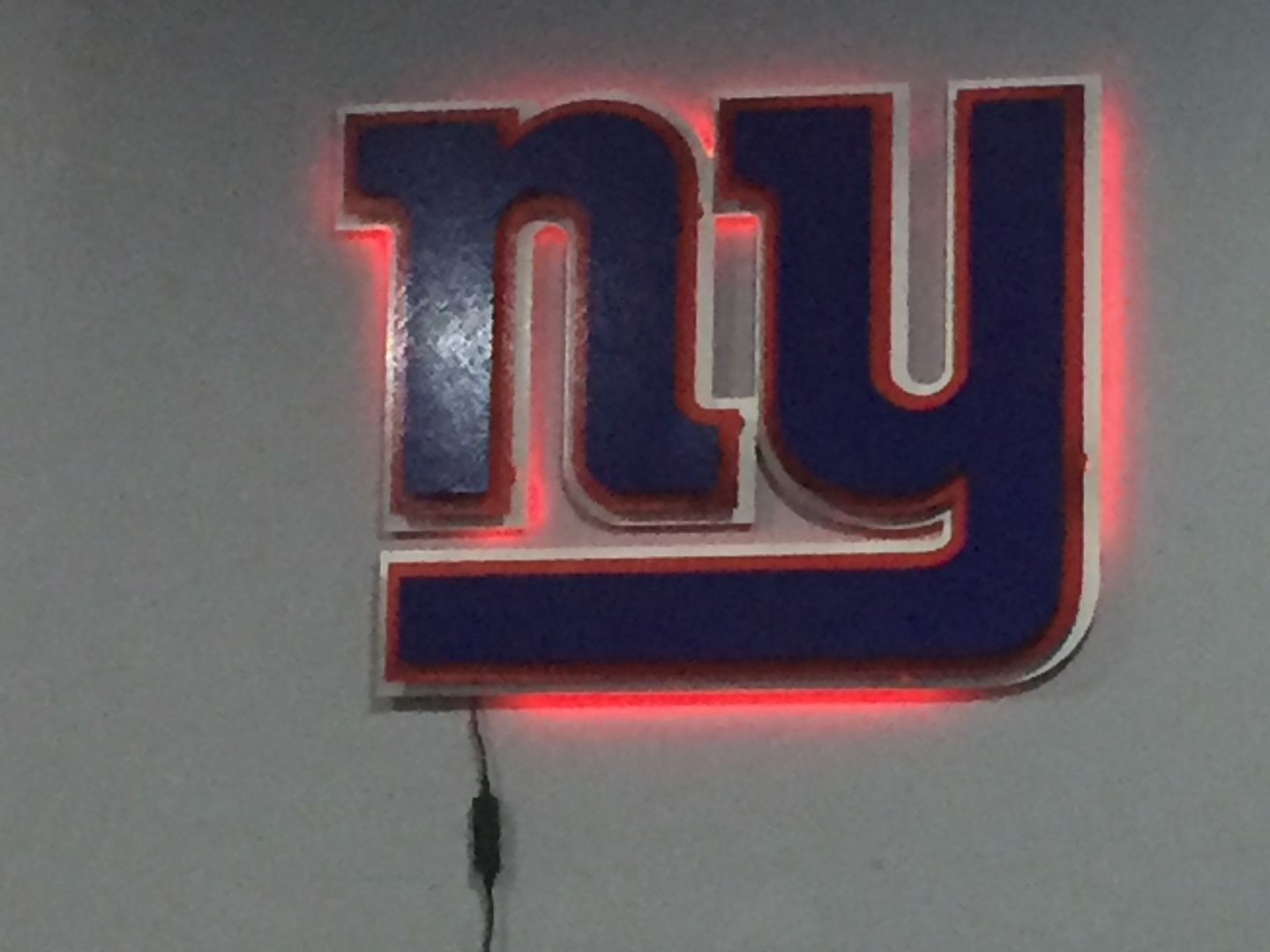 Customer photo review of New York Giants "NY" 3D Vintage Metal Wall Art