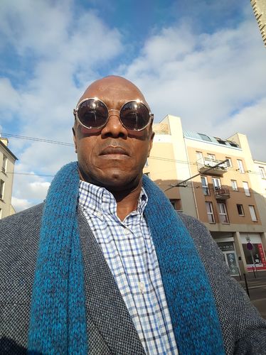 Customer photo review of Oblivion Sunglasses