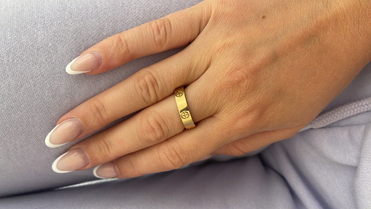 Customer photo review of Timeless Affection Ring 14 Karat vergoldet