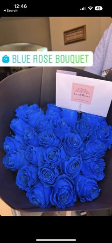Customer photo review of Blue Rose Bouquet