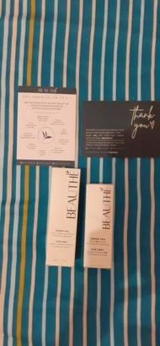 Customer photo review of Crème Hydratante Éclat au Thé Vert