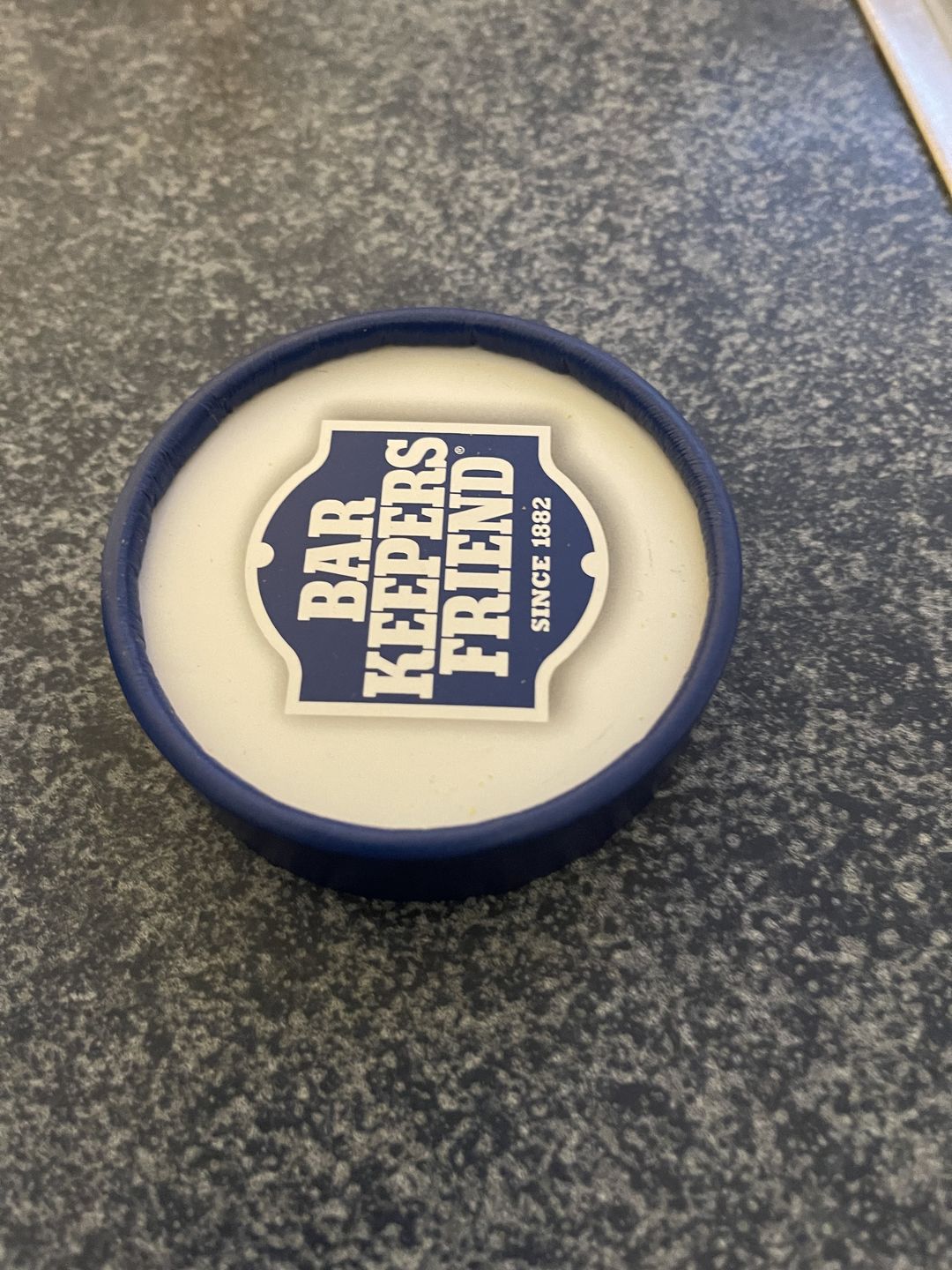 Customer photo review of Bar Keepers Friend Re-Usable Lid