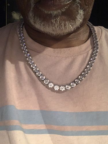 Customer photo review of Steel No Tarnish 200 Carat Flawless CZ Chain