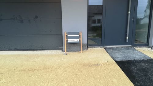 Customer photo review of AlbersDesign Briefkasten B3 anthrazit (RAL7016) personalisiert mit Edelstahlschild