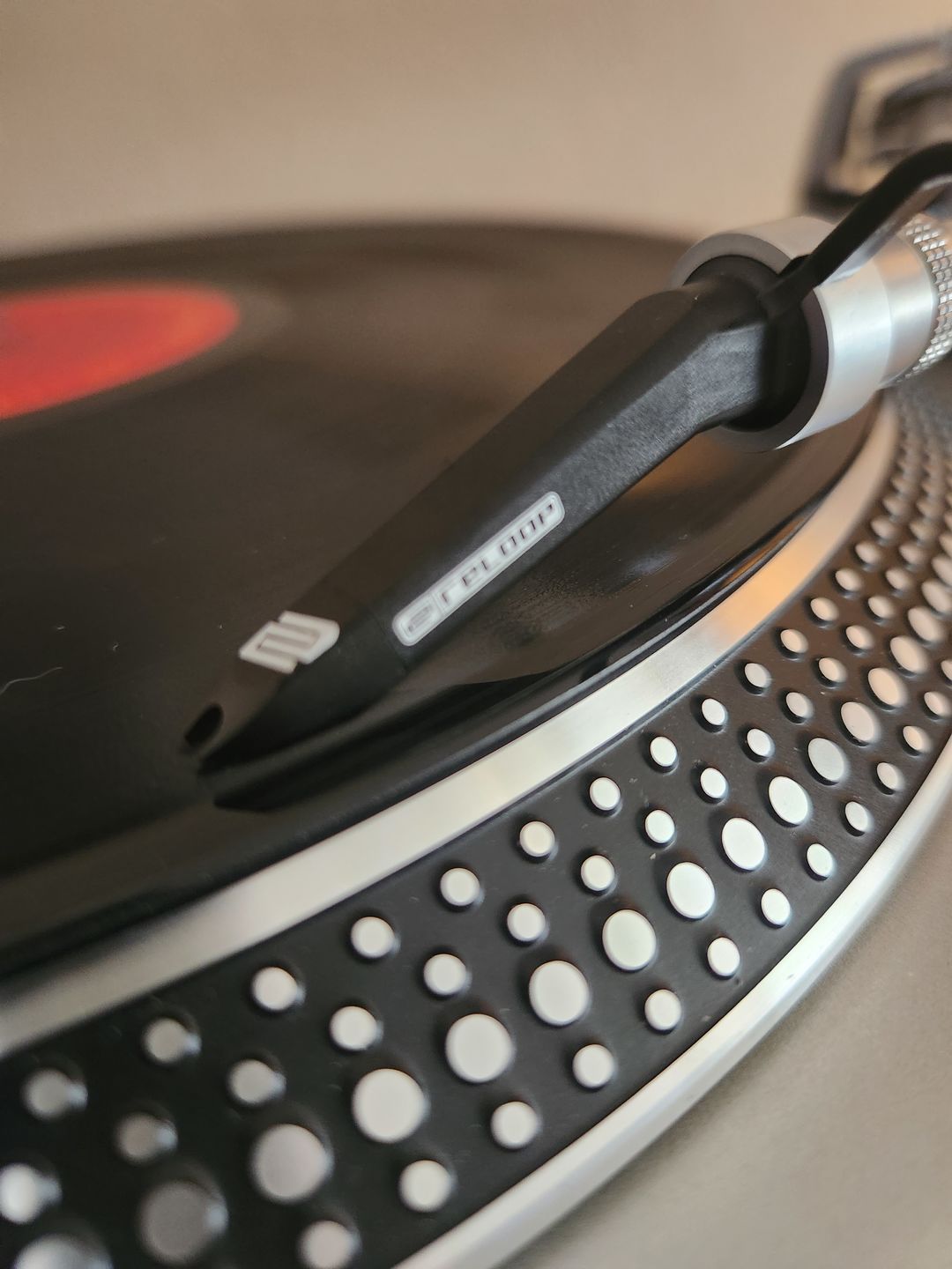 Customer photo review of Reloop CONCORDE-BLACK, Concorde Black Cartridge