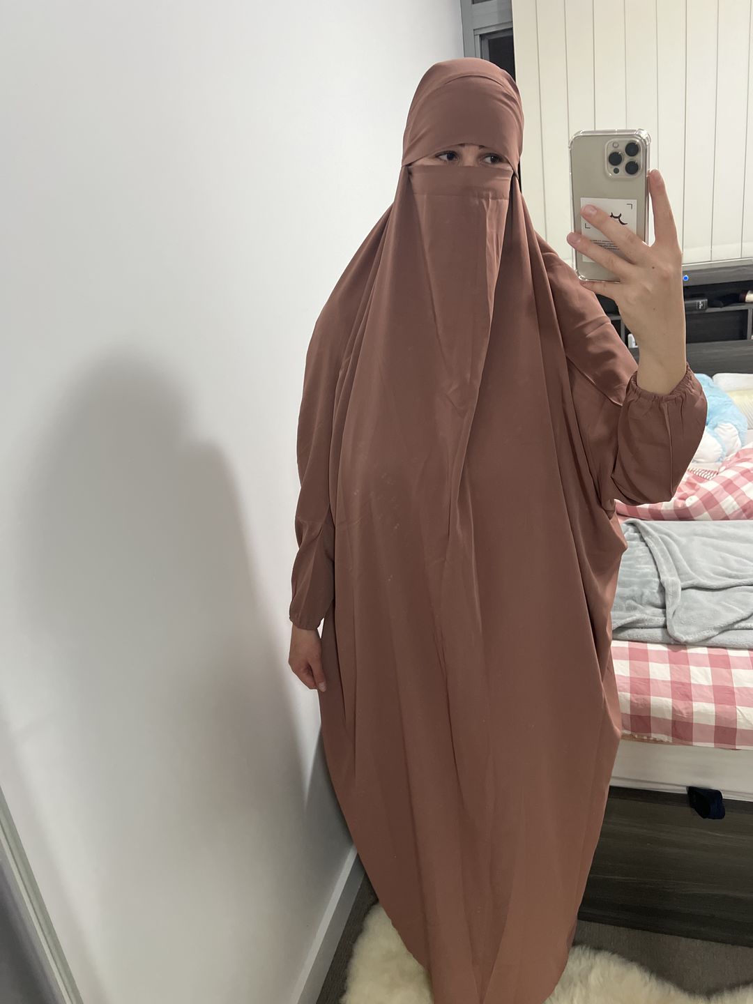 Customer photo review of Maryam Brown Jilbab