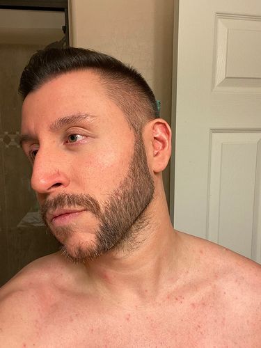 Customer photo review of LAVOSSY BEARD FILLER PENCIL