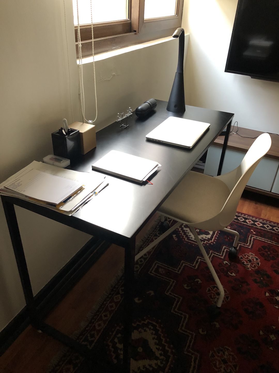 Customer photo review of Escritorio Kallfu Since 2020