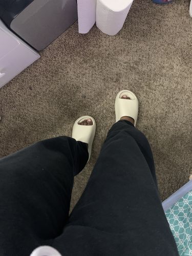 Customer photo review of Adidas Yeezy Slide Bone