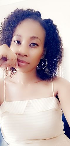 Customer photo review of Brazilian Water Wave Headband Wig - 14"