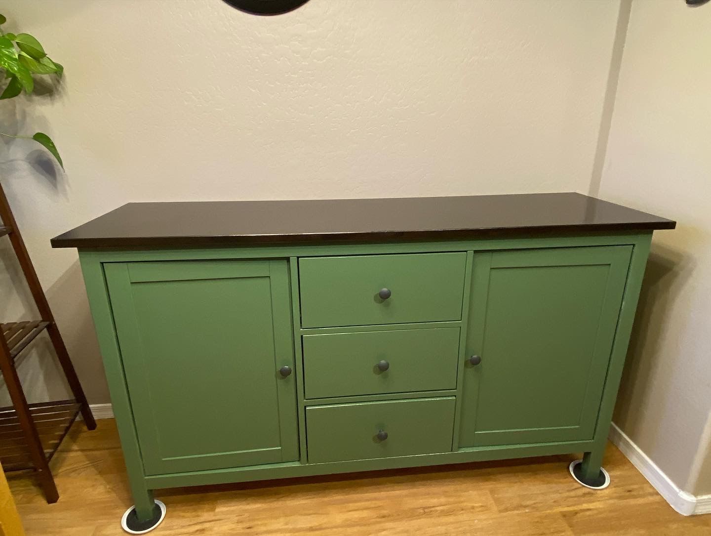 Customer photo review of English Boxwood - One Step Paint