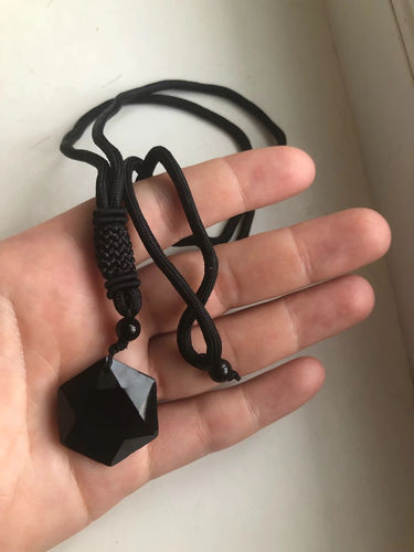 Customer photo review of KraftHalsband™ Obsidian Halsband