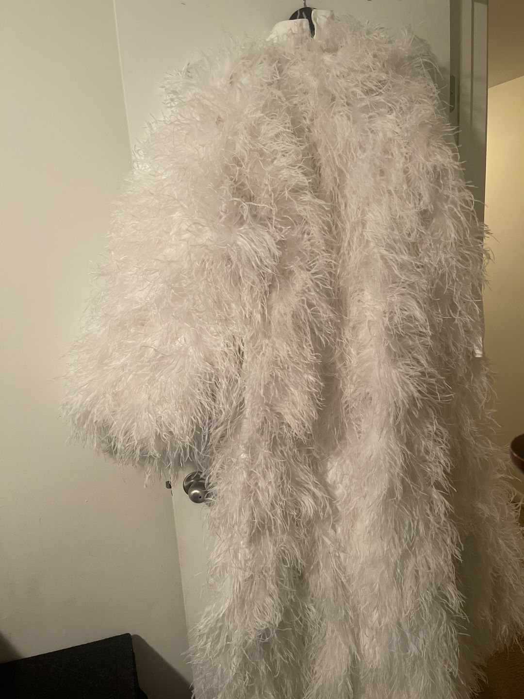 Customer photo review of Ostrich with Marabou Feather Boa