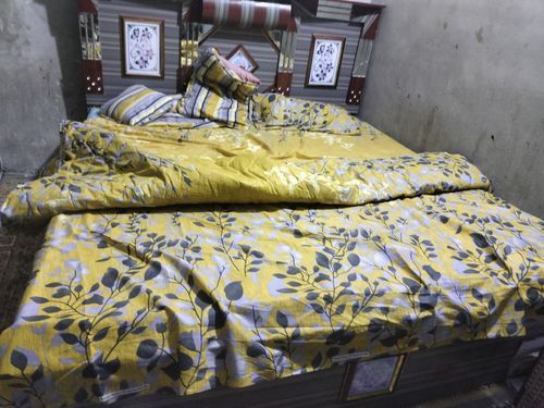 Customer photo review of CROCUS COMFORTER SET - 7 PCS
