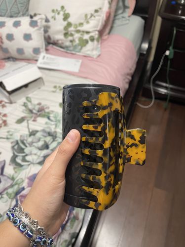 Customer photo review of XXL Dreamy Claw Clip