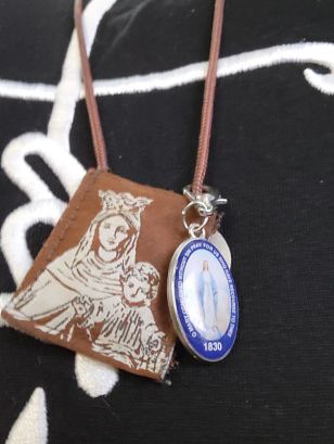 Customer photo review of Premium Brown Scapular, Brown & Cream, Our Lady of Mt. Carmel with Promise