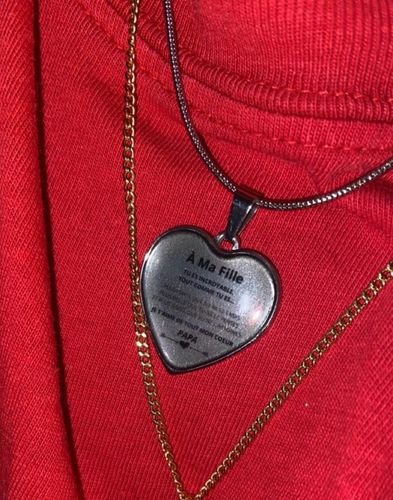 Customer photo review of Collier Coeur Gravé - À Ma Fille - Papa