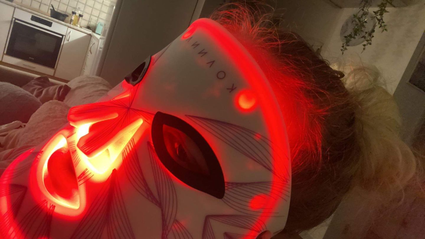 Customer photo review of LED Light Therapy Mask