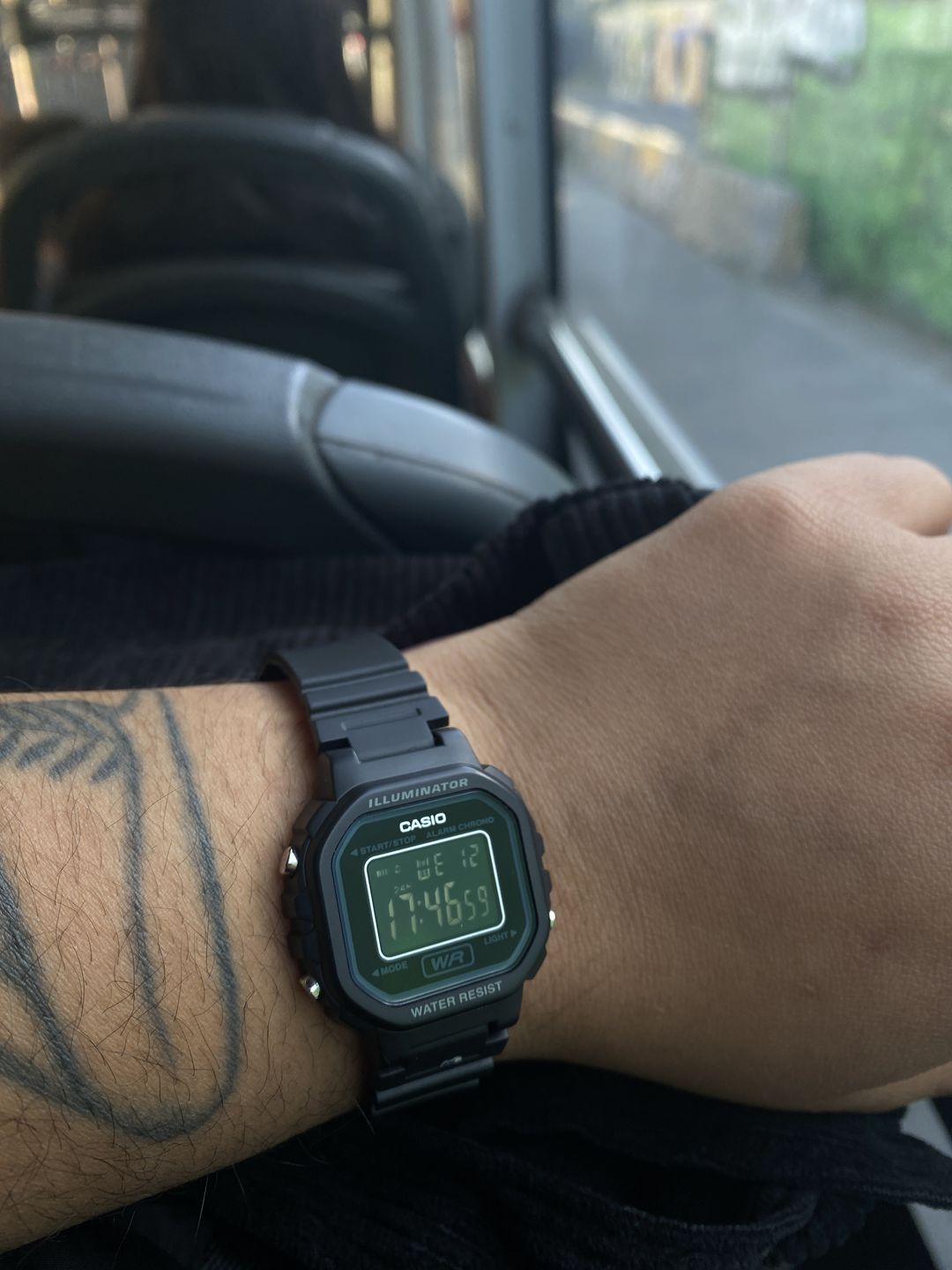 Customer photo review of Reloj Casio Vintage LA-20WH-1BDF Negro