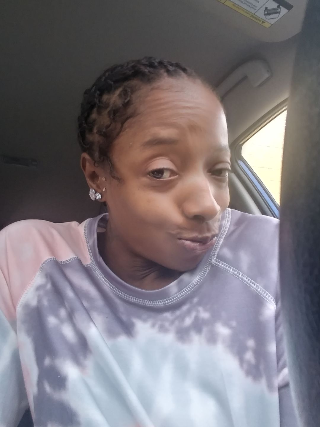 Customer photo review of "I Am" Hair Cell Gummies