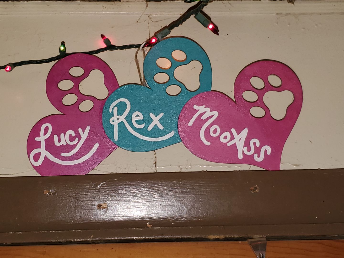 Customer photo review of Unfinished Wood Pawprint Heart Shape - Craft - up to 36"