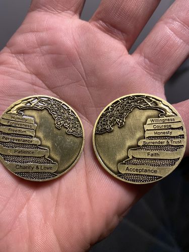 Customer photo review of Wisdom Tree 12 Steps/Principles AA Bronze Recovery Medallion