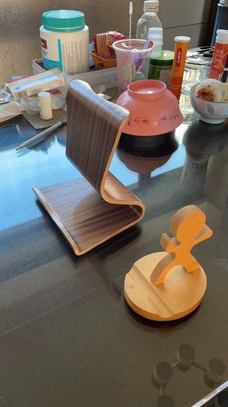 Customer photo review of Wooden Tablet Holder for Desk