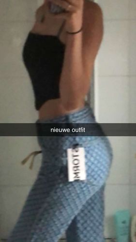 Customer photo review of SAINT JEANS - DARK WASH
