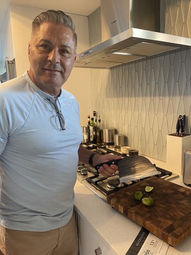 Customer photo review of The Nikos Knife™