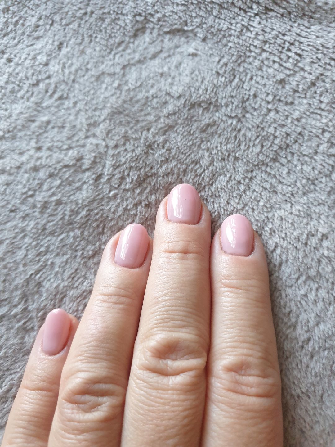 Customer photo review of Semilac BB Base Rose UV Gel Polish 7 ml